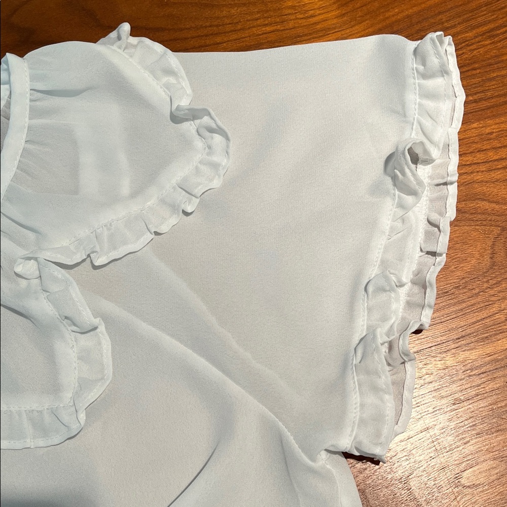 Max Studio White Ruffle Top Size M - Picture 13 of 13